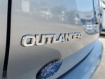 2024 Outlander Thumbnail 7
