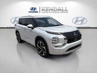 Photo of a 2024 Mitsubishi Outlander SEL 4DR SUV for sale