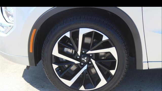 2024 Mitsubishi Outlander SEL