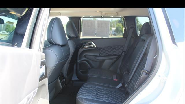 2024 Mitsubishi Outlander SEL