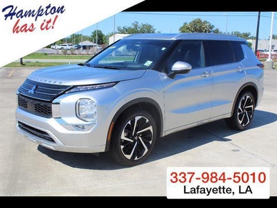 Photo of a 2024 Mitsubishi Outlander SEL 4DR SUV for sale