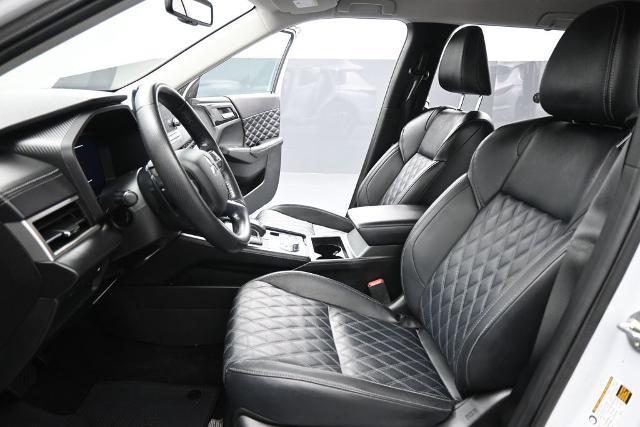 2024 Mitsubishi Outlander - $25,585
