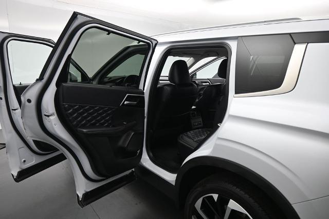 2024 Mitsubishi Outlander - $25,585