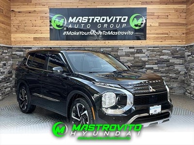 Photo of a 2022 Mitsubishi Outlander AWD ES 4DR SUV for sale