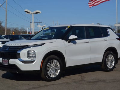 2022 Mitsubishi Outlander AWD ES 4DR SUV