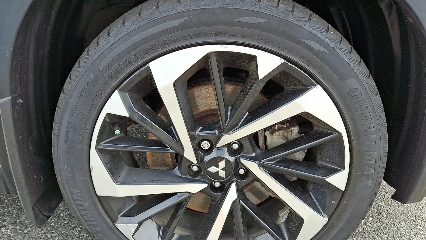 2022 Mitsubishi Outlander ES