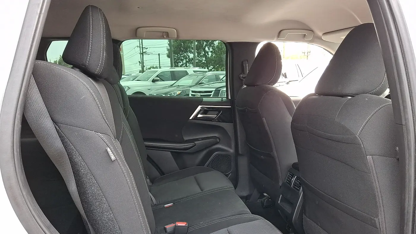 2022 Mitsubishi Outlander ES