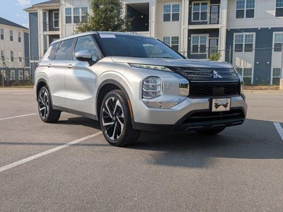 Photo of a 2022 Mitsubishi Outlander AWD ES 4DR SUV for sale