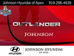 2022 Outlander Thumbnail 24