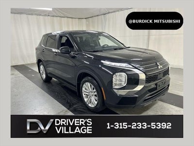 Photo of a 2022 Mitsubishi Outlander AWD ES 4DR SUV for sale