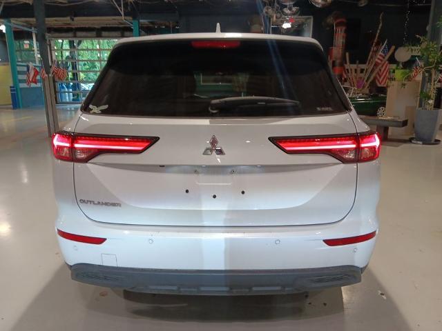 2024 Mitsubishi Outlander - $24,010