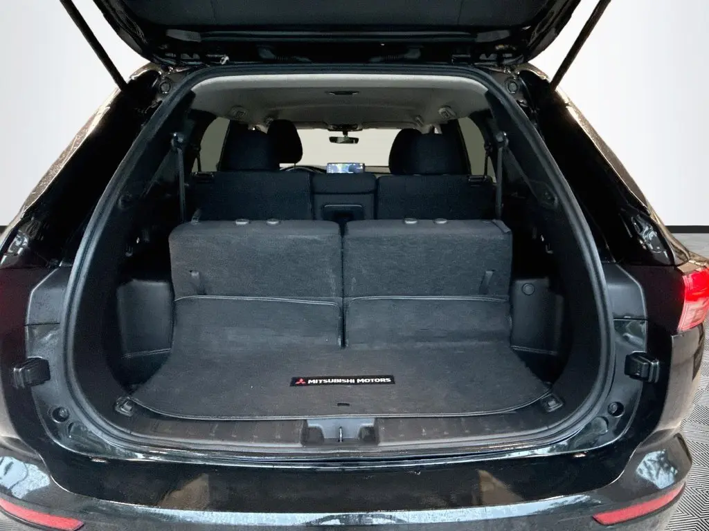 2025 Mitsubishi Outlander - $23,549