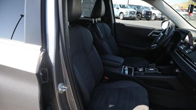 2023 Mitsubishi Outlander SE