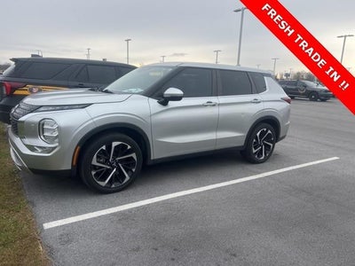 Photo of a 2022 Mitsubishi Outlander AWD SE 4DR SUV for sale