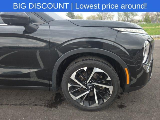 2022 Mitsubishi Outlander - $19,221
