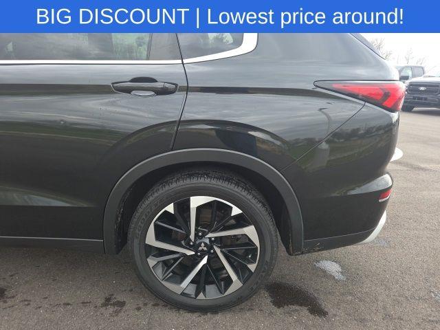 2022 Mitsubishi Outlander - $19,221