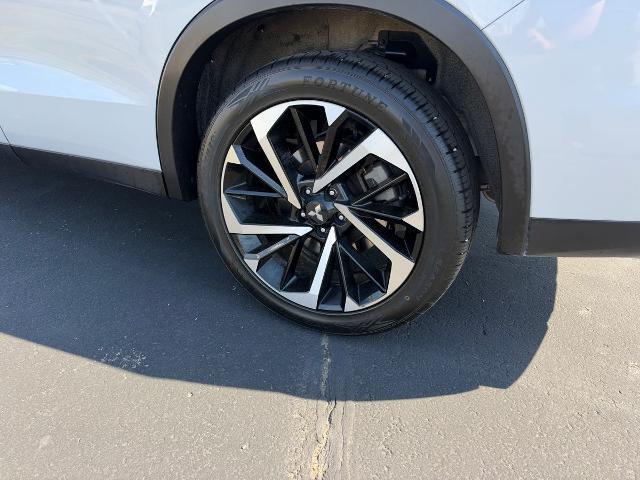 2023 Mitsubishi Outlander - $20,300