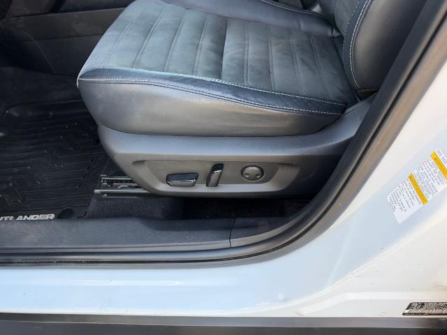2023 Mitsubishi Outlander - $20,300