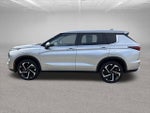 2023 Outlander Thumbnail 2