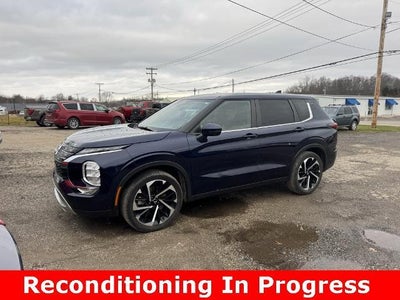 2022 Mitsubishi Outlander AWD SE 4DR SUV