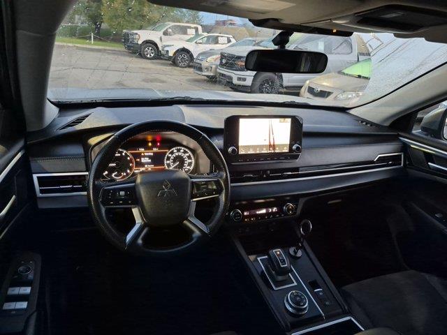 2022 Mitsubishi Outlander - $17,994
