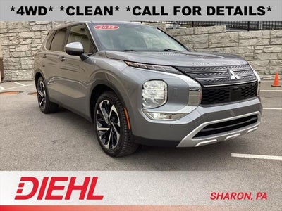 Photo of a 2022 Mitsubishi Outlander AWD SE 4DR SUV for sale