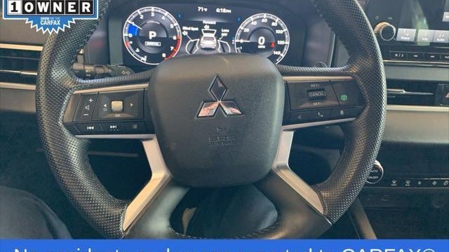 2023 Mitsubishi Outlander SE