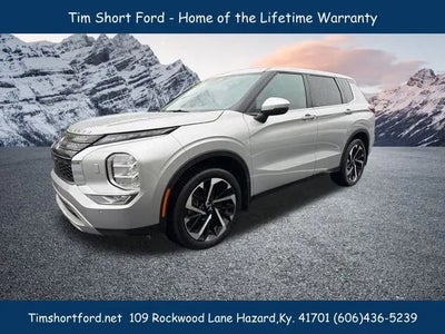 Photo of a 2023 Mitsubishi Outlander AWD SE 4DR SUV for sale
