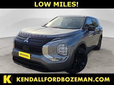 Photo of a 2023 Mitsubishi Outlander AWD SE 4DR SUV for sale