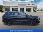 2023 Outlander Thumbnail 9