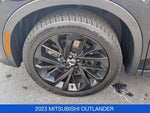 2023 Outlander Thumbnail 10