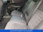 2023 Outlander Thumbnail 16