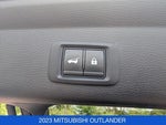2023 Outlander Thumbnail 30