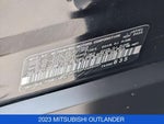 2023 Outlander Thumbnail 35