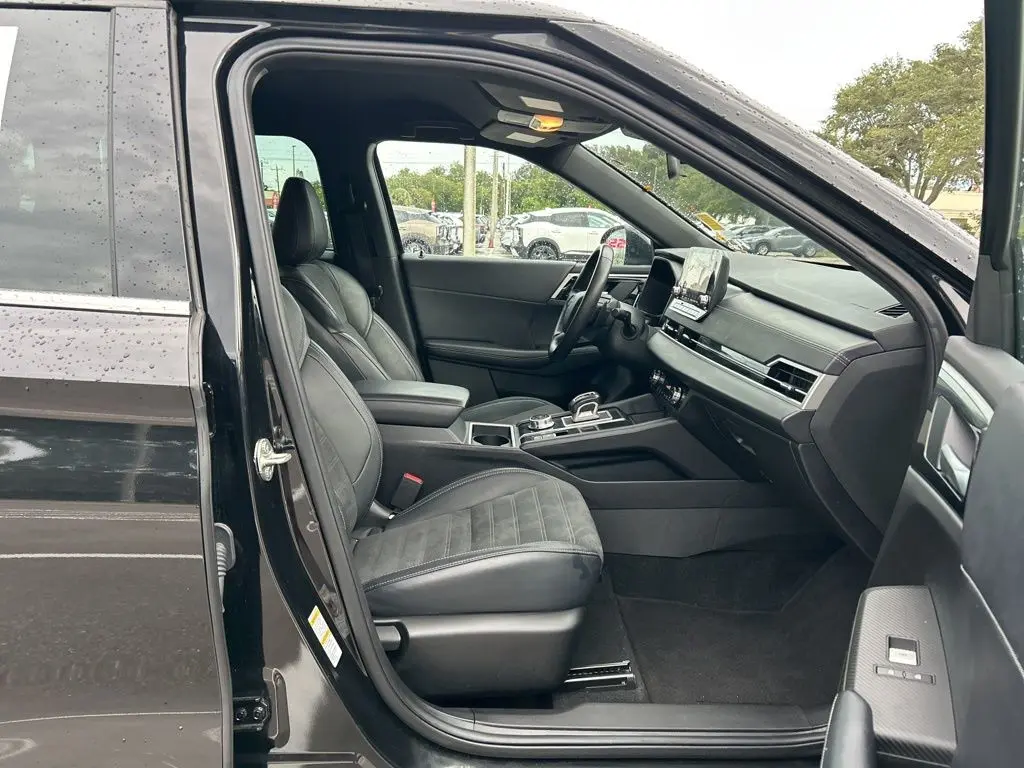 2023 Mitsubishi Outlander - $22,115