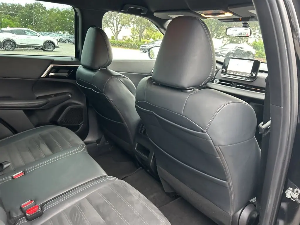 2023 Mitsubishi Outlander - $22,115
