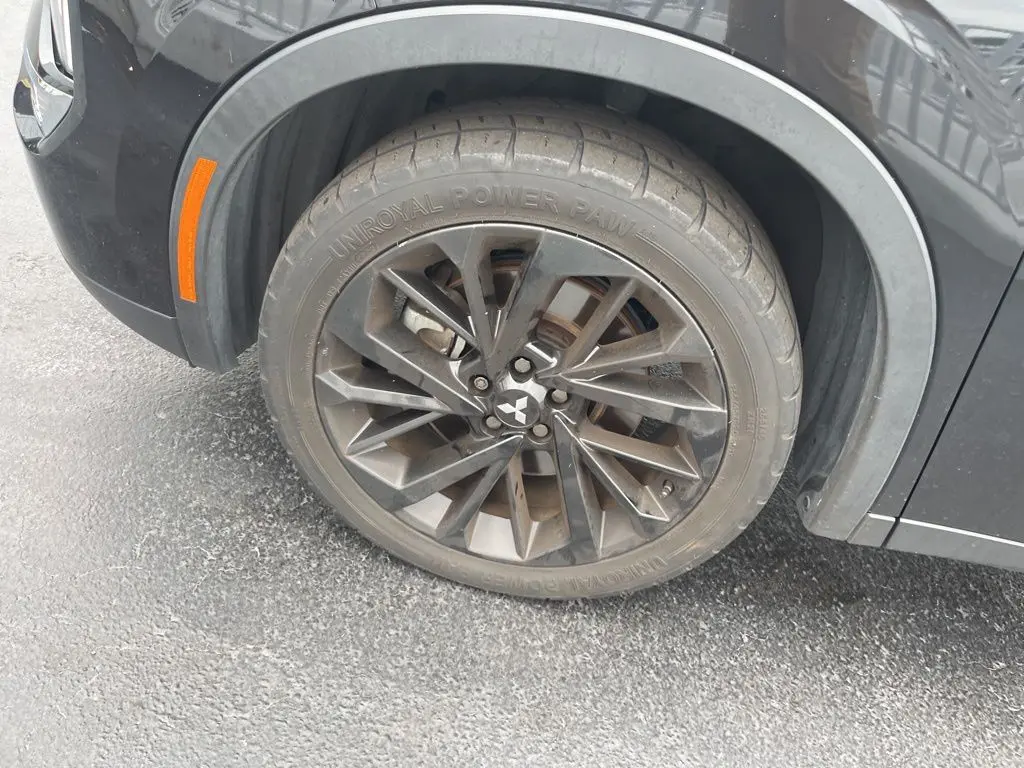 2023 Mitsubishi Outlander - $22,115