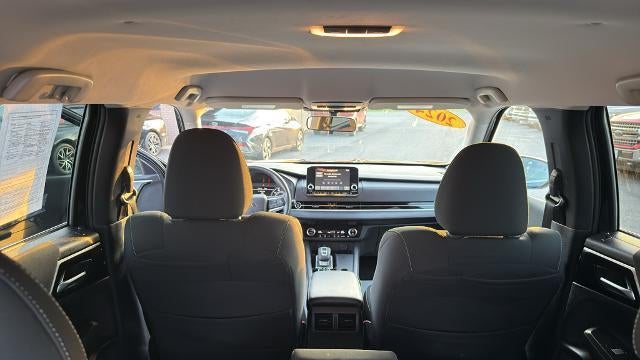 2024 Mitsubishi Outlander ES