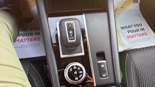 2024 Mitsubishi Outlander ES