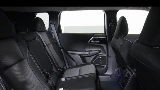 2025 Mitsubishi Outlander ES