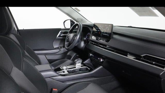 2025 Mitsubishi Outlander ES