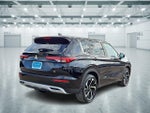 2022 Outlander Thumbnail 3