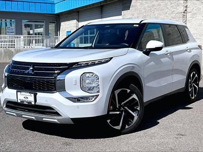 2022 Mitsubishi Outlander AWD SE 4DR SUV