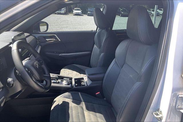 2023 Mitsubishi Outlander - $23,532