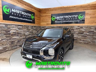 Photo of a 2022 Mitsubishi Outlander AWD SE 4DR SUV for sale