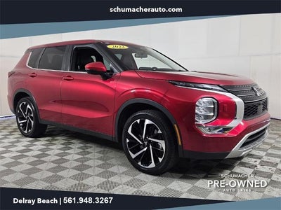 Photo of a 2022 Mitsubishi Outlander AWD SE 4DR SUV for sale