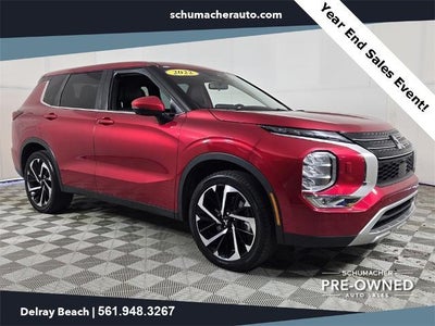 Photo of a 2022 Mitsubishi Outlander AWD SE 4DR SUV for sale
