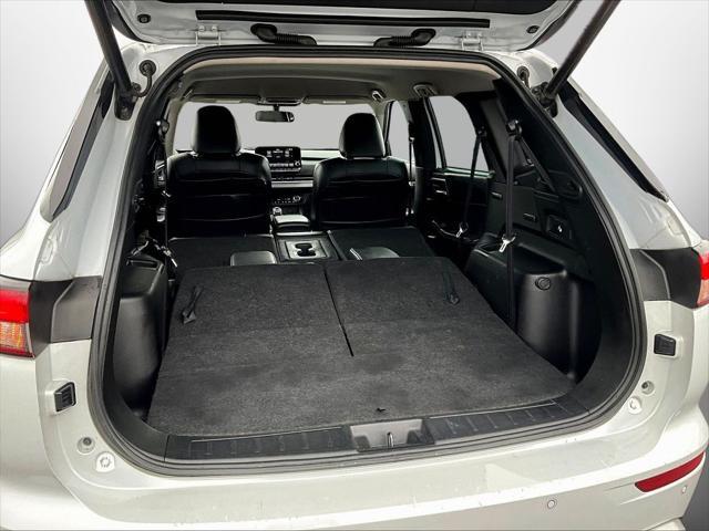 2023 Mitsubishi Outlander - $18,699