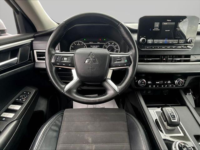 2023 Mitsubishi Outlander - $18,699