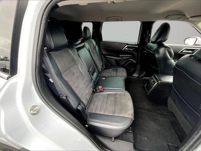 2023 Mitsubishi Outlander - $18,699